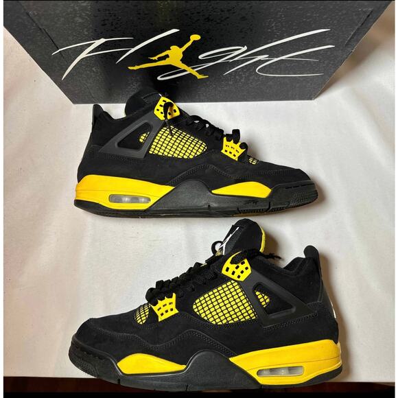 Size 10.5 - Nike Air Jordan 4 Retro Thunder 2023 Men's Shoes Ships Now - Picture 2 of 10